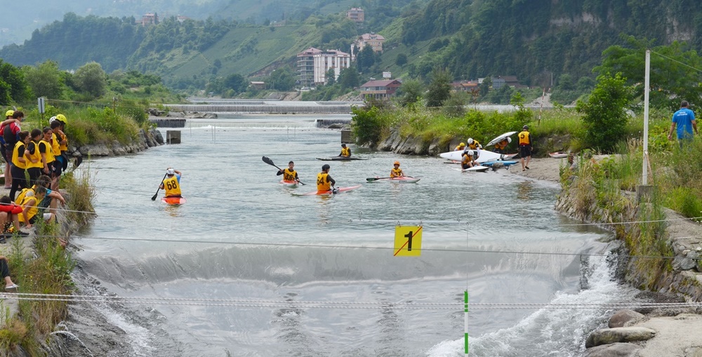 AKARSU SLALOM TOHM KIŞ KAMPI